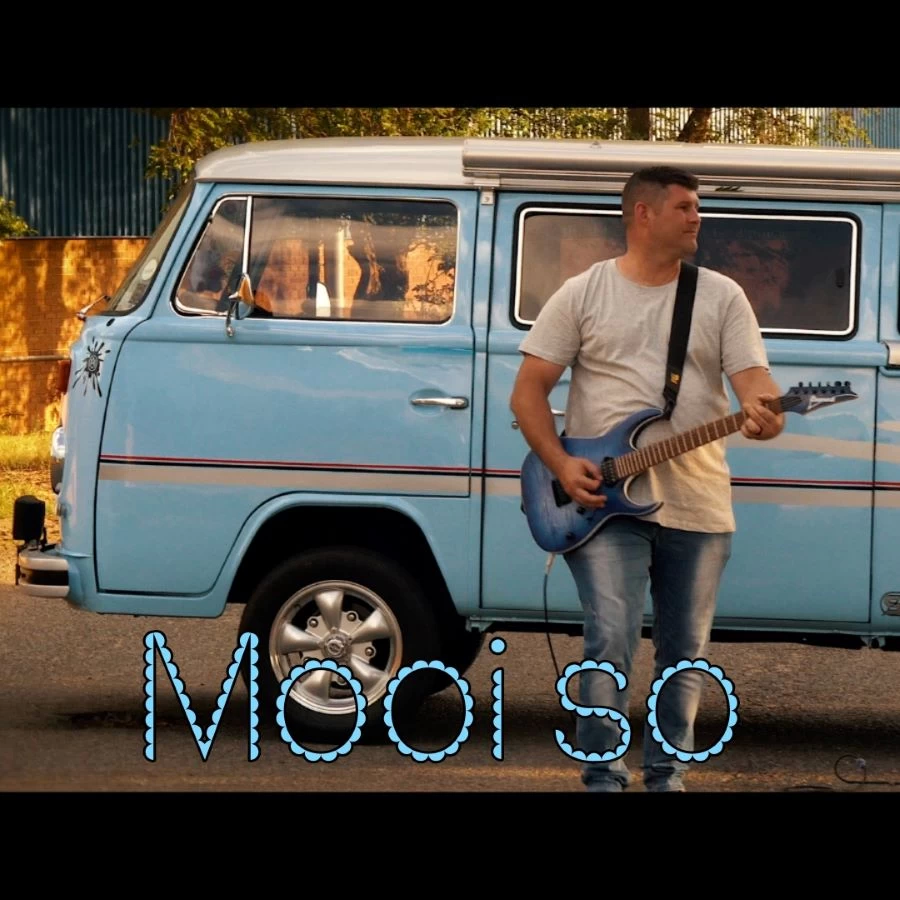 Mooi So by Lawrence Herselman