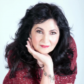 MARITZABLUEEYESCRYINGINTHA3059