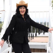 MARITZAIMFROMTHECOUNTRYF453721