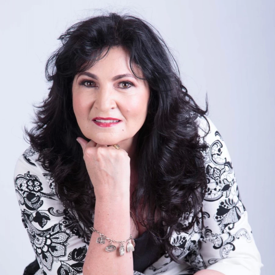 ProductPlaceholder for MARITZAWOMANSCORNED757A04520F0 for MARITZAWOMANSCORNED757A04520F0